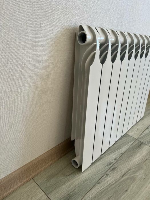 Radiator otopleniye alyumineviy radiator bimetal radiator optom sklad
