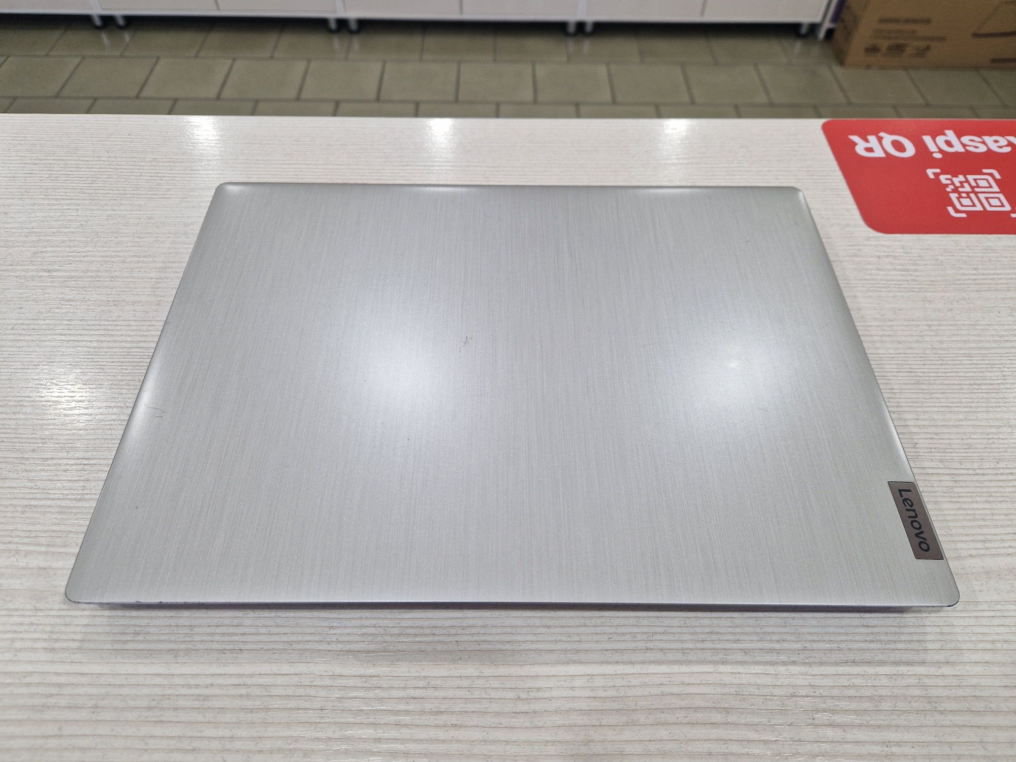 Ультра Lenovo (Core i5-10 Gen, 8 Gb DDR4, 512 Gb SSD)