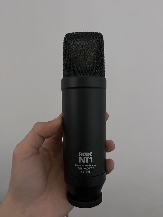 Microfon Rode NT1 XLR + Interfață audio Rode AI-1