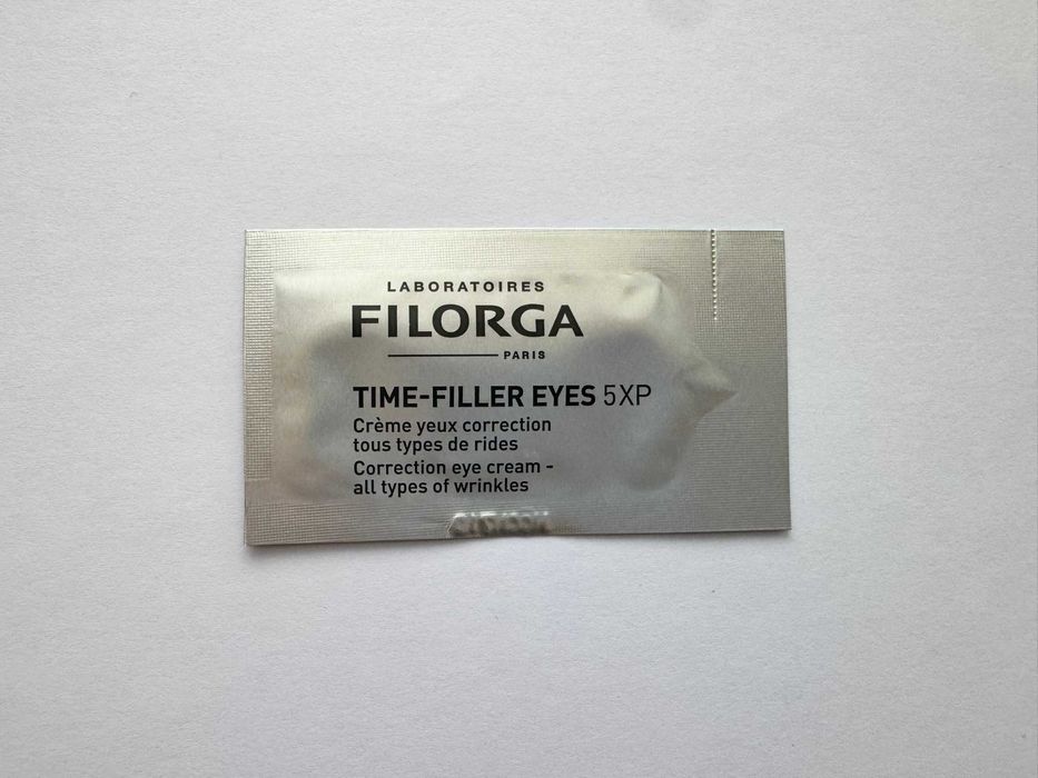 Козметика - кремове за лице и околоочен, спирали, четка за зъби