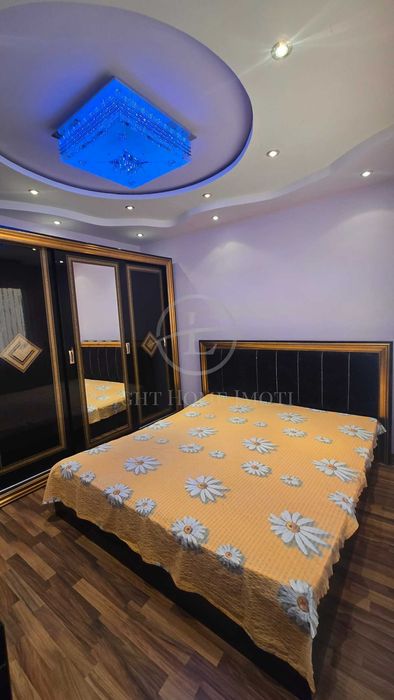 Продава се Двустаен апартамент в Пловдив, Център - 75 кв.м за 1047 €/кв.м - Снимка #6