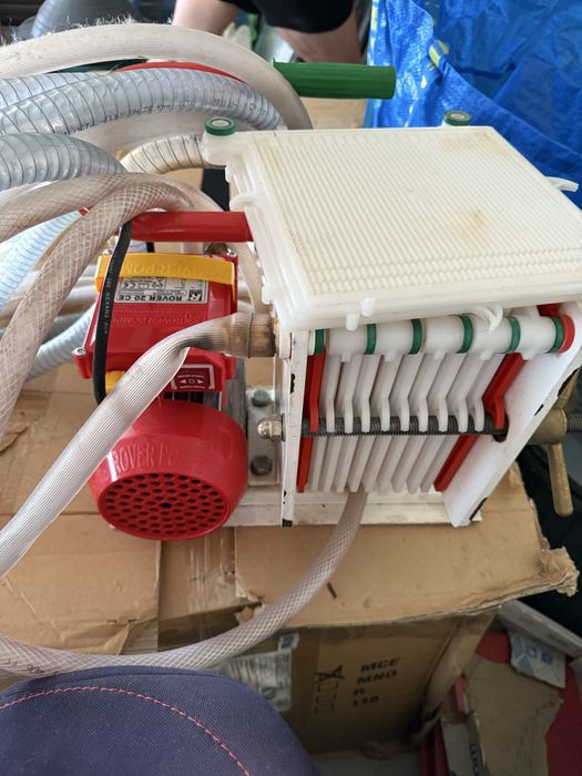 Aparat filtrat vinul