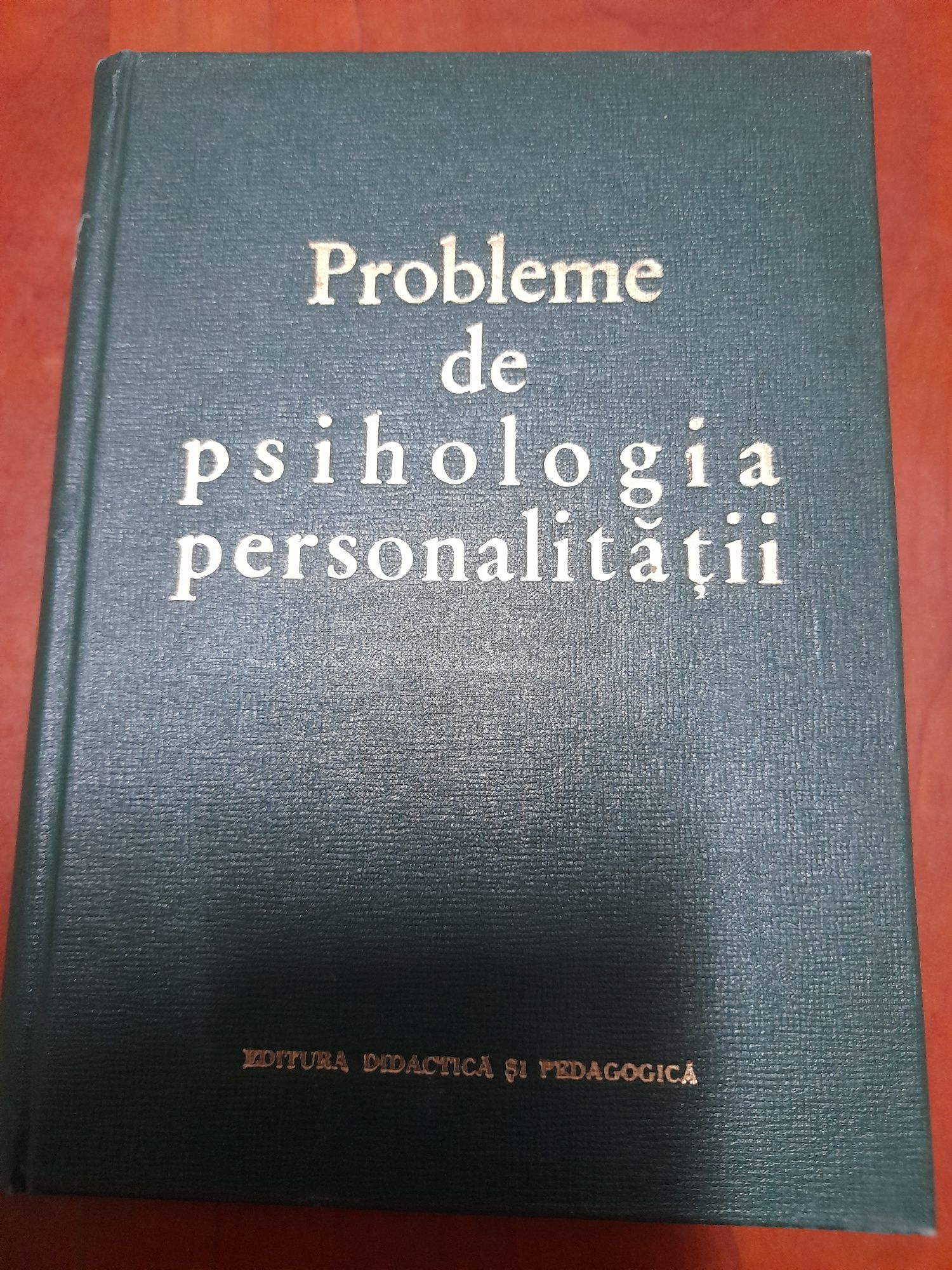 Vând carte Probleme de psihologia personalității