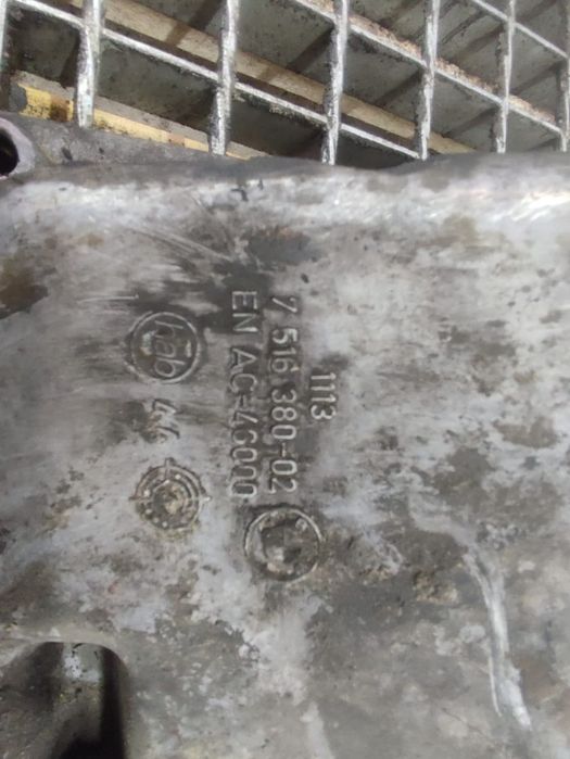 Baie de ulei 2.5 benzina n52b25 7516380-02 BMW Seria 5 E60/E61 [2003