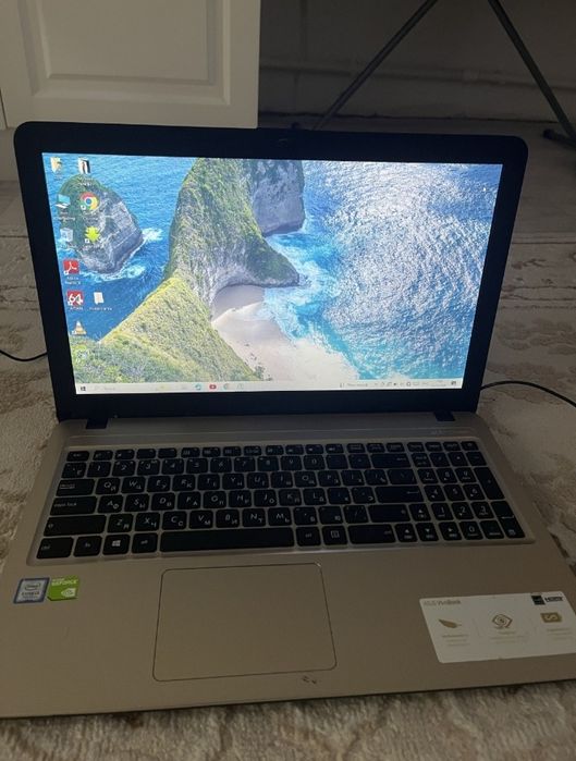 Сатылымда ноутбук