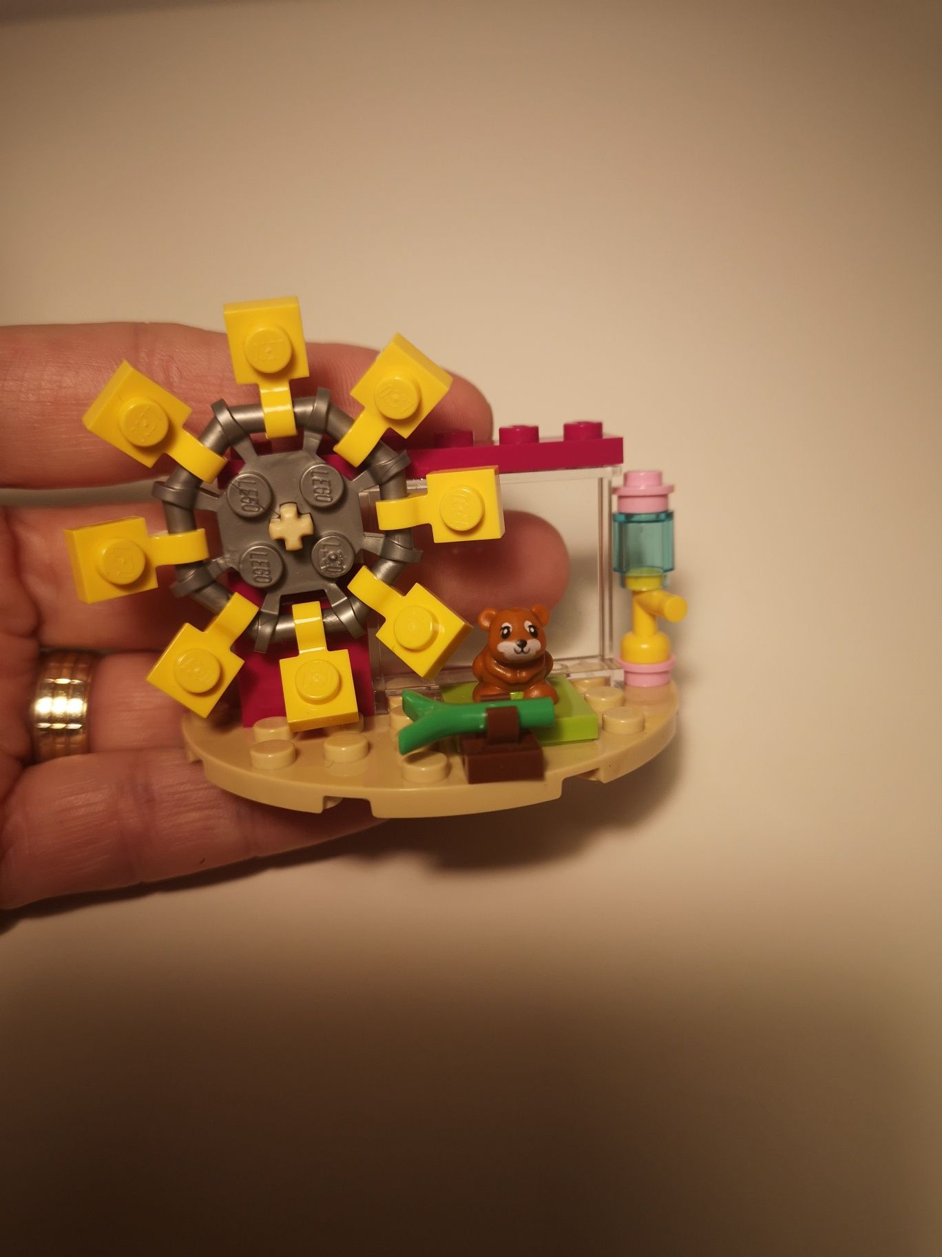 Carte Lego Friends (cu miniset și figurine lego) - Petrecerea