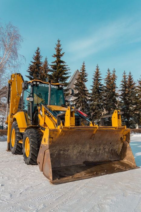 Услуги  экскаватор-погрузчик