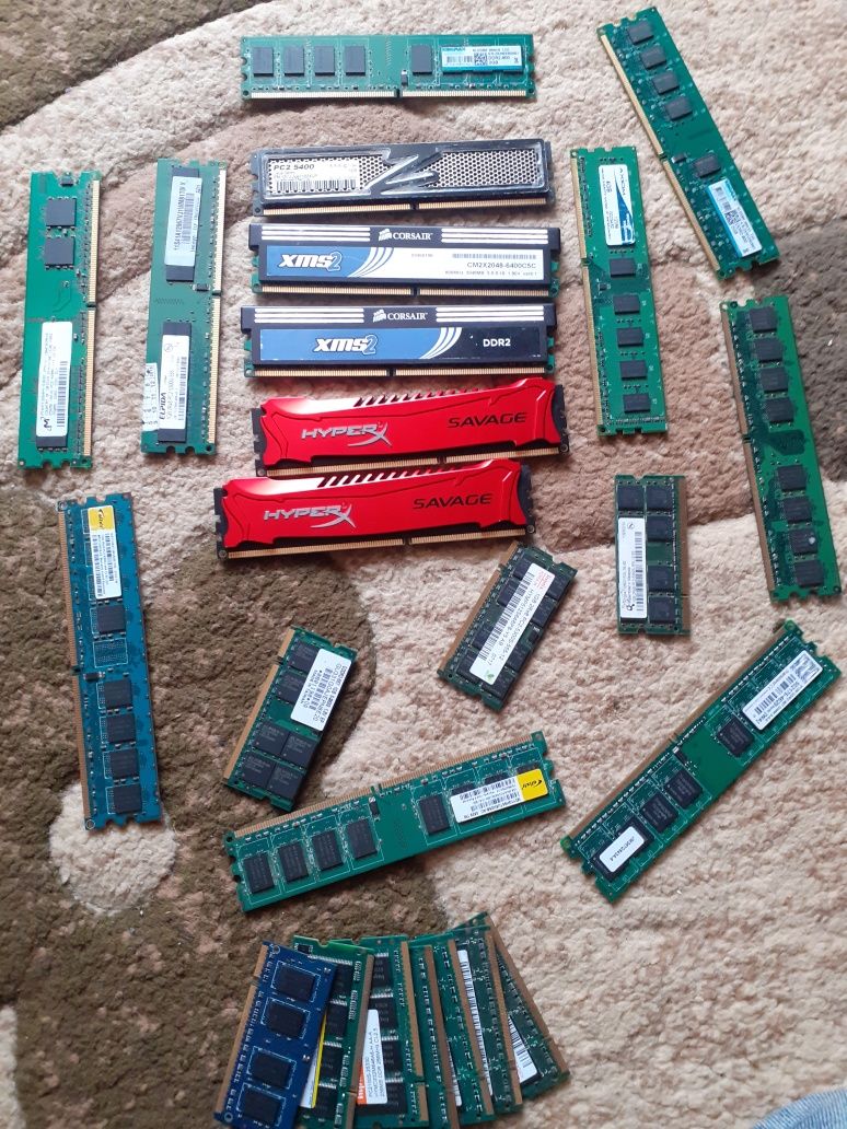 Memorii ram ddr1, ddr2, ddr3 de pc si laptop