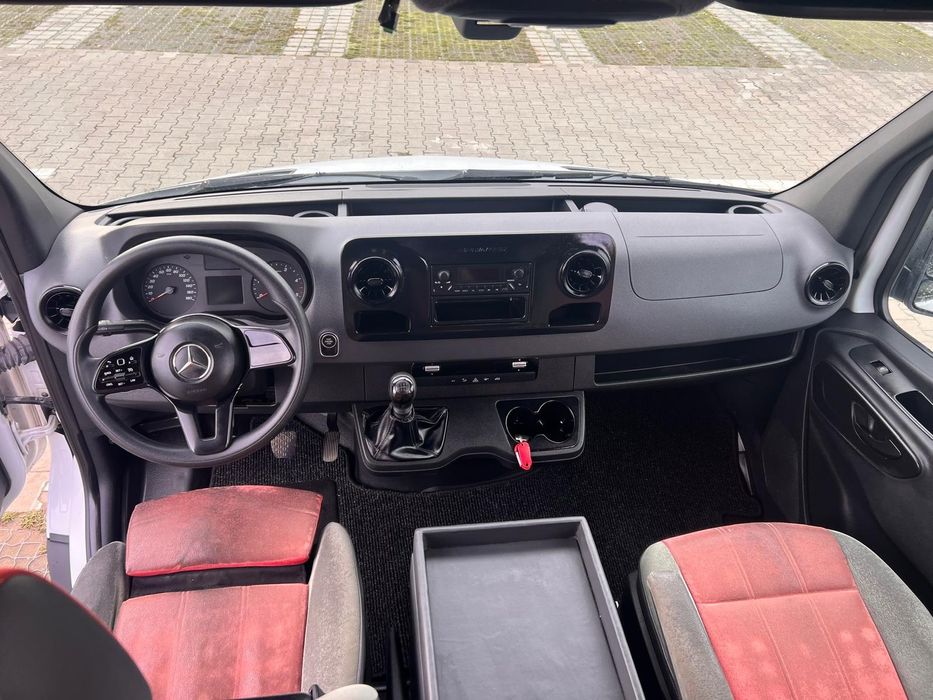 Mercedes sprinter  316 8+1 2019 anul .319 318 316 315 313