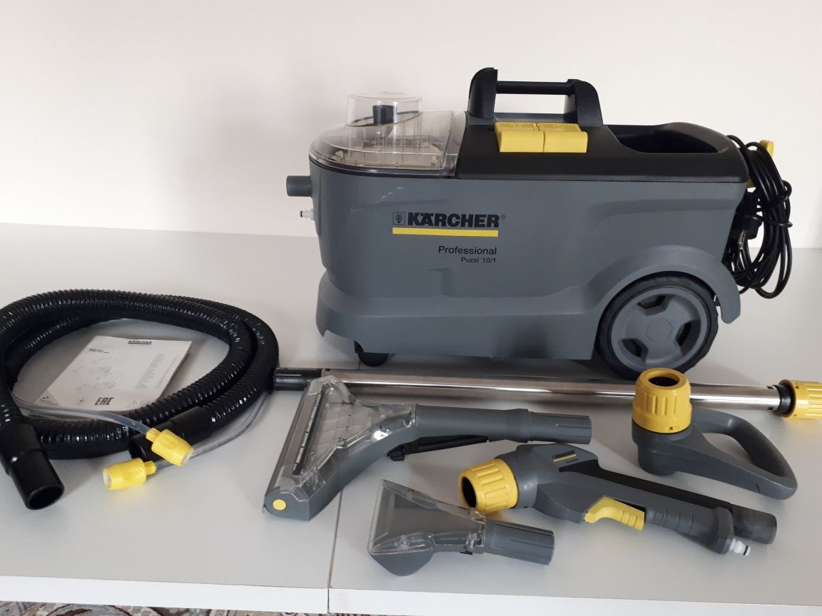 Продам моющий пылесос KARCHER PUZZI 10/1 отличном состояний в комплект