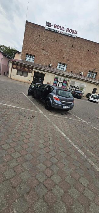 Vand Opel Astra H 1.6 benzina