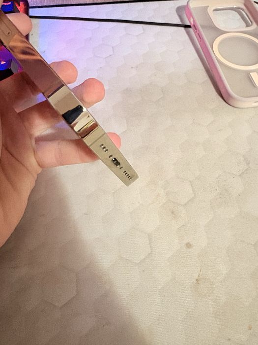 Vand Iphone 14 Pro Gold