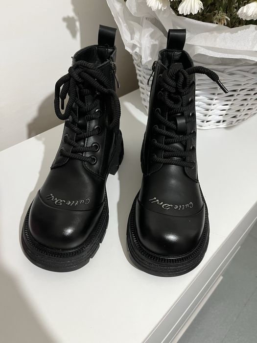 Новые женские ботинки (осенние)