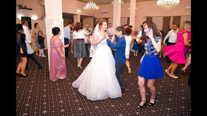 Formatie Nunta Live/Botez/Lautar Obicieiuri/Pachet Nunta 2000 E