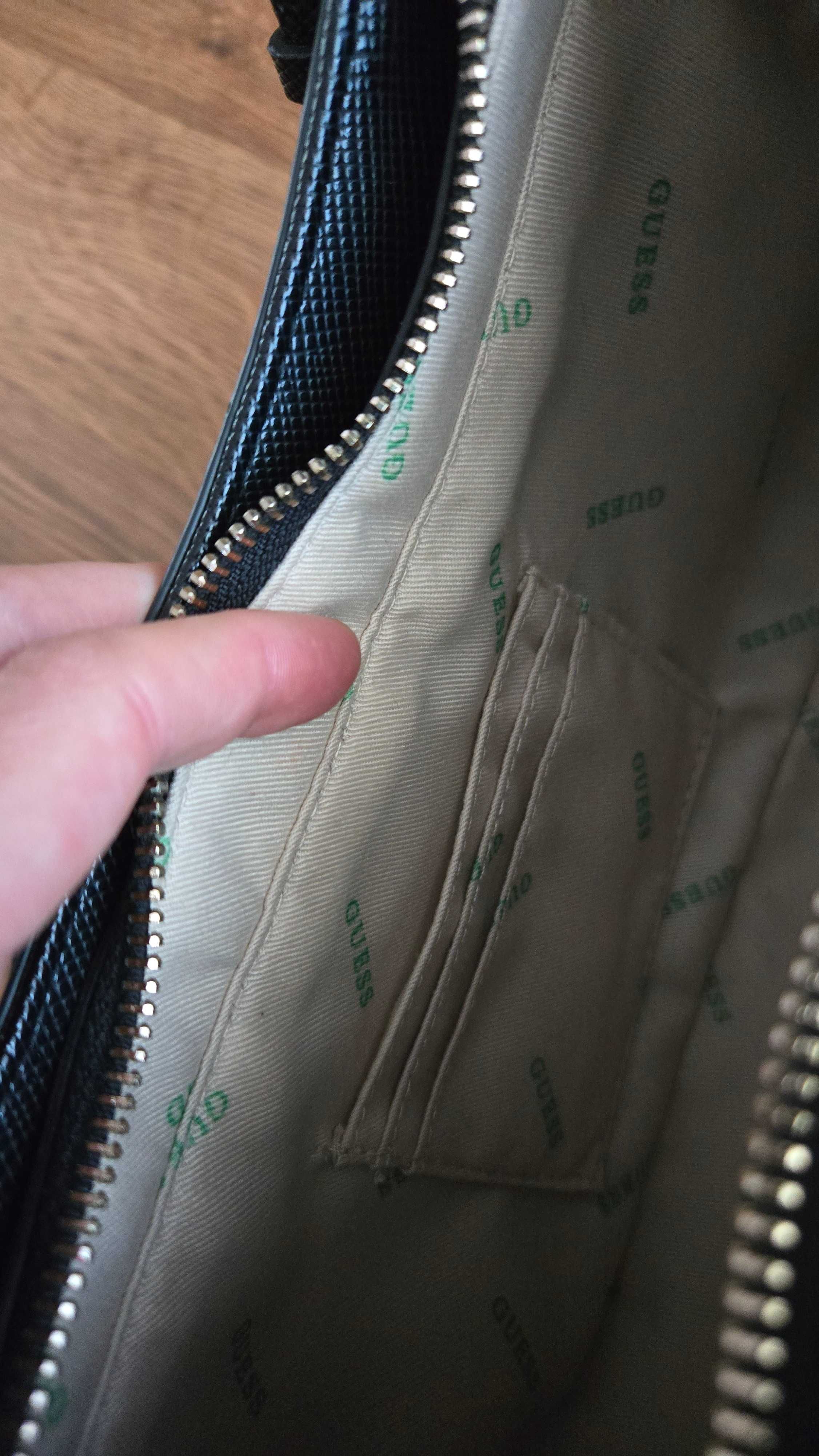 Дамска чанта Guess Noelle Shoulder Bag