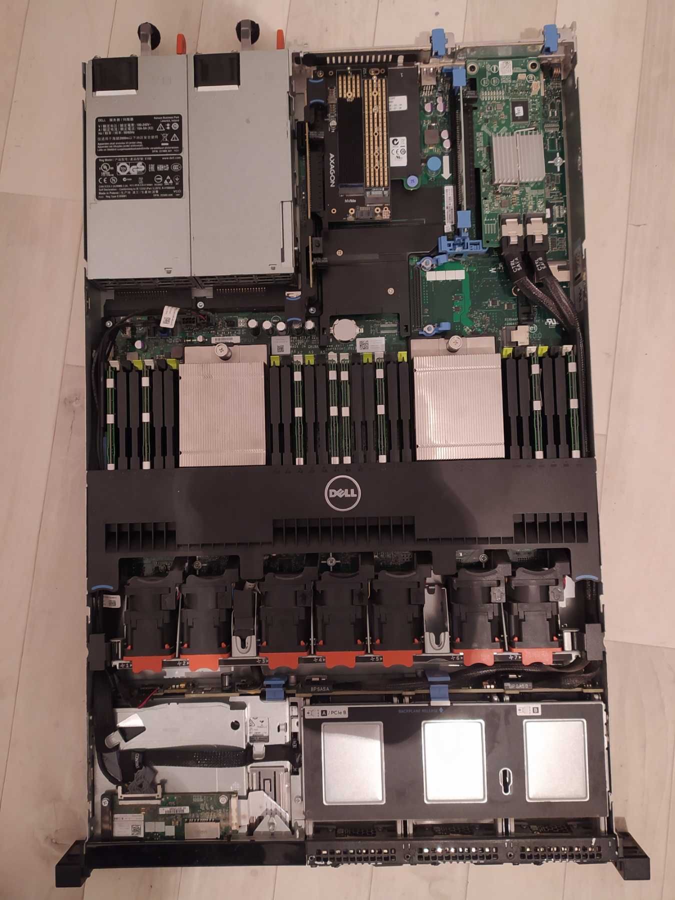 Сървър Dell PowerEdge R620 - 2x Xeon E5-2680 / 64 GB ECC RAM / 16C 32T