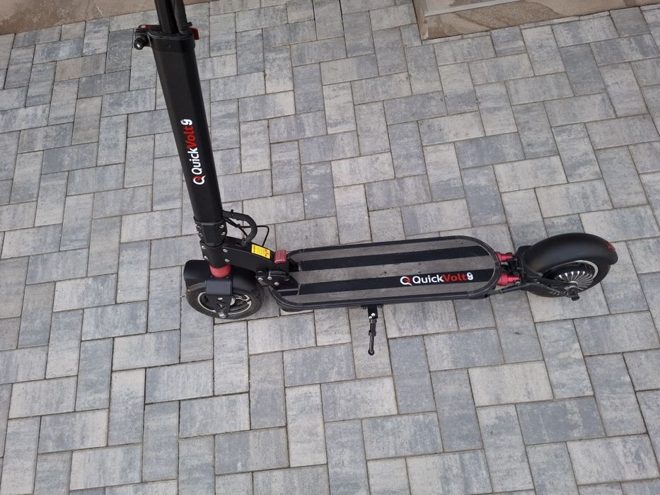 Se vinde trotineta (sau schimb cu boxa audio de calitate)