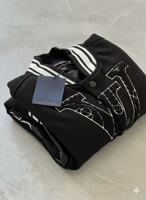 Geaca neagra LV Barbati