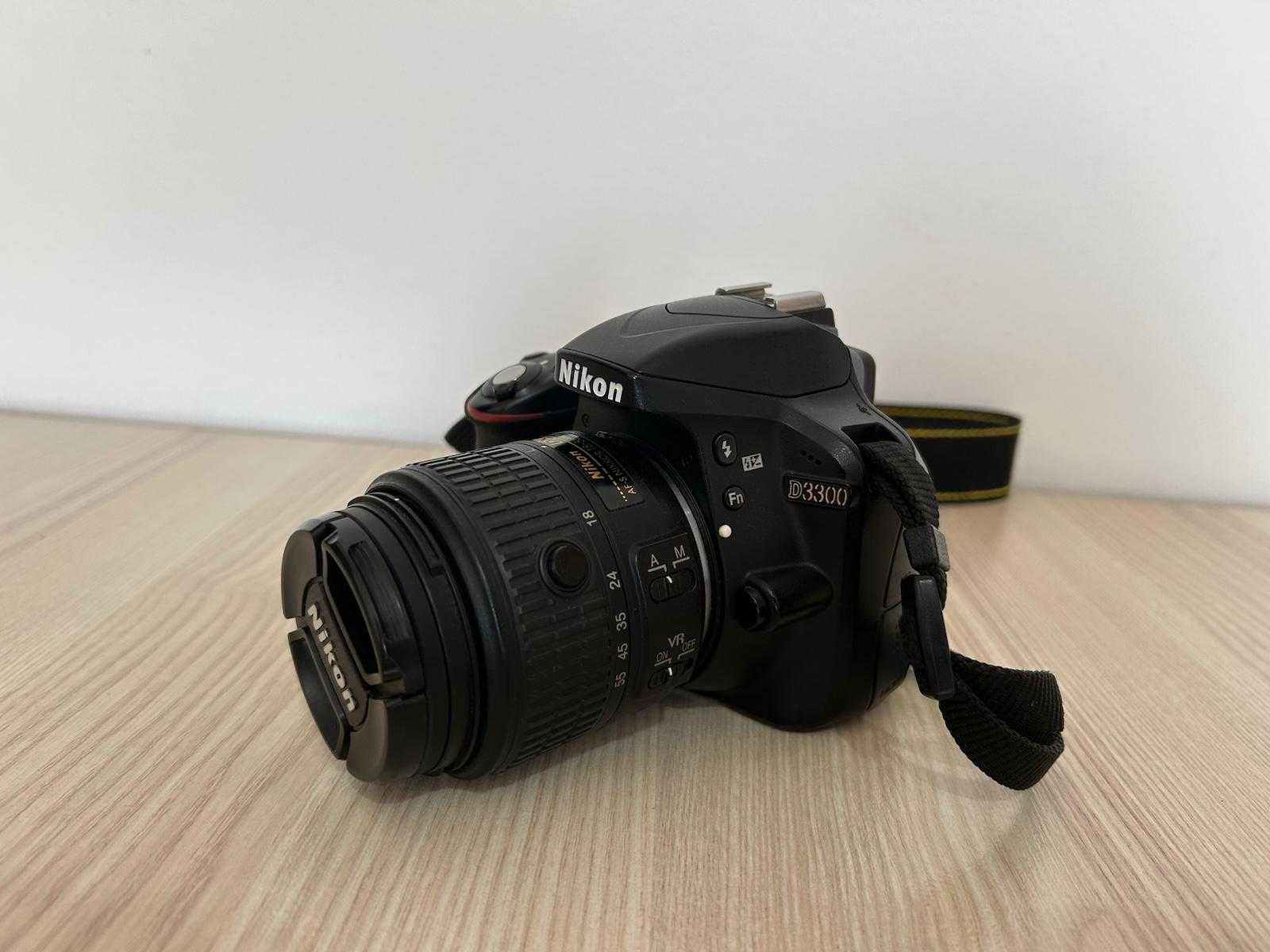 Nikon D3300 cu obiectiv 18-55mm