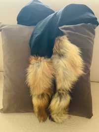 Страхотен зимен шал с опашки от лисица