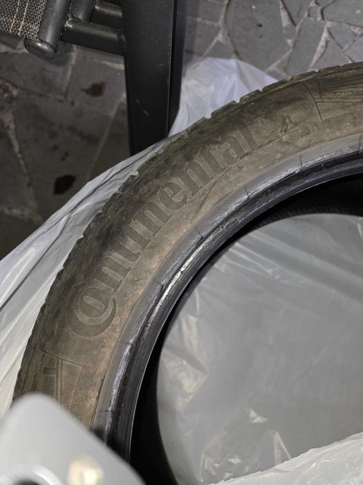 Vand 2 buc cauciucuri 255 45 R20 W XL, Continental M+S, 7-8 mm