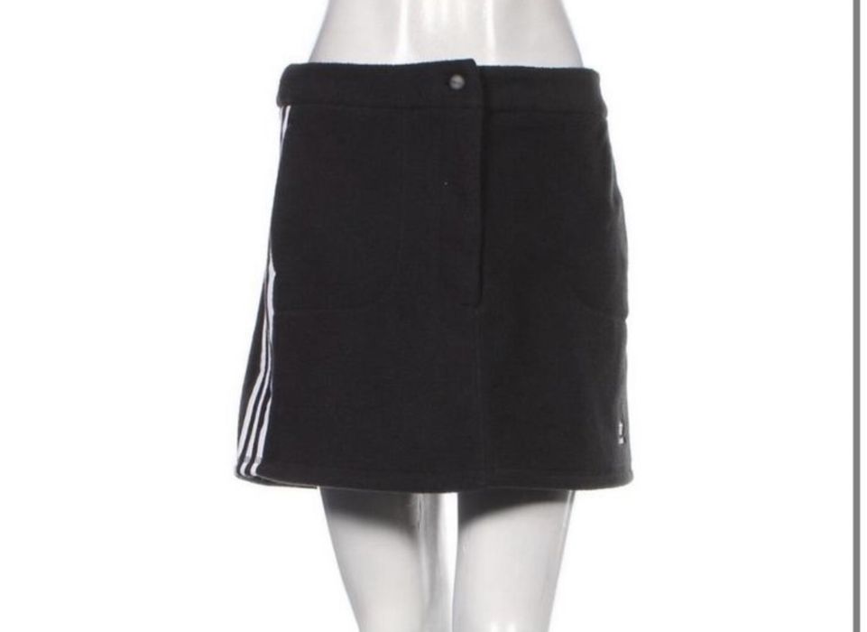 Fusta sport Adidas Originals, toamna-iarna NOUA cu eticheta