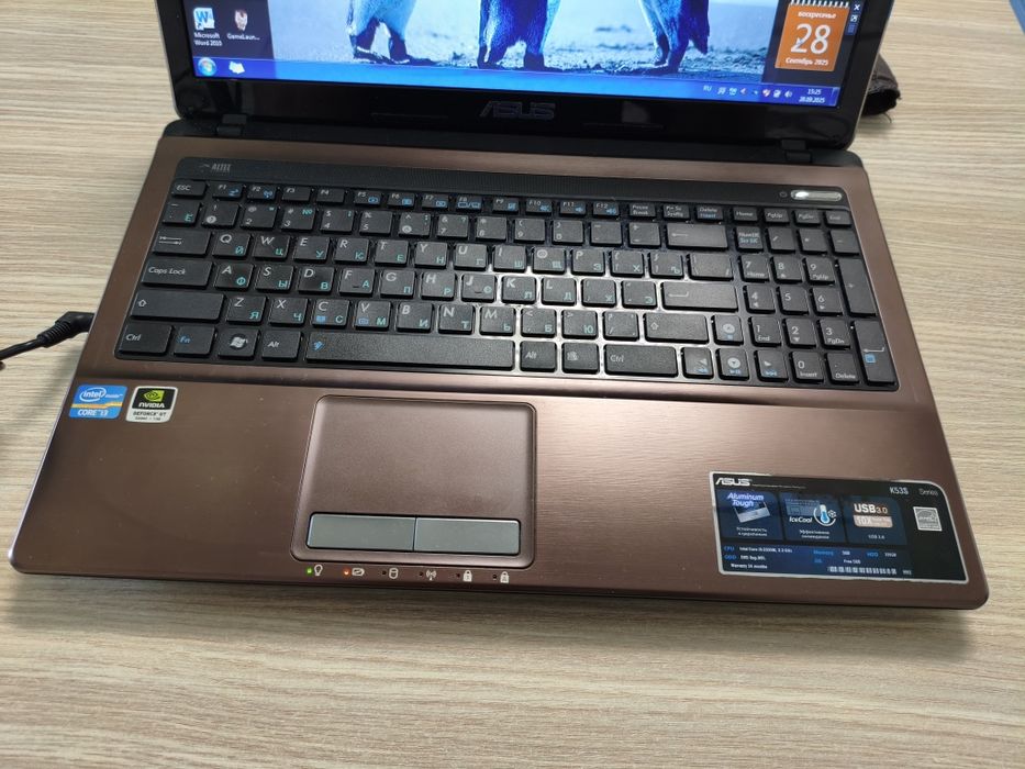 Asus k53 choco core i3 , c видео картой + чехол