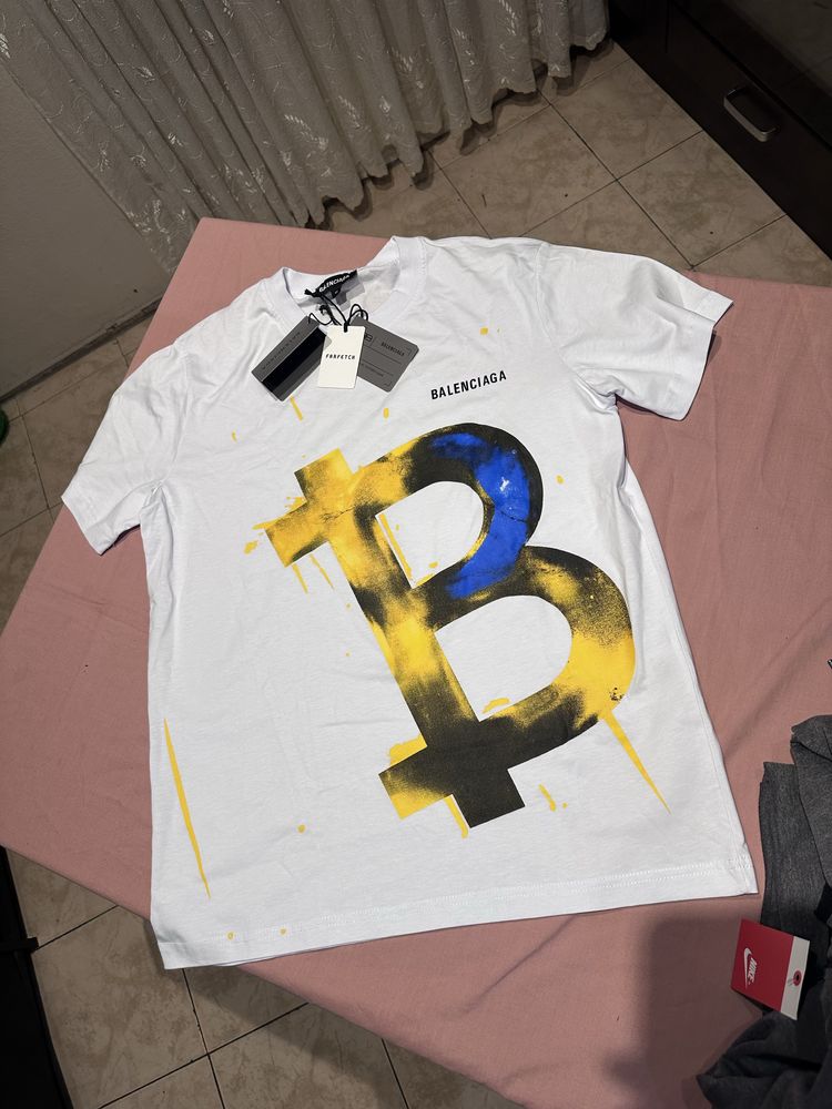 Тениска balenciaga