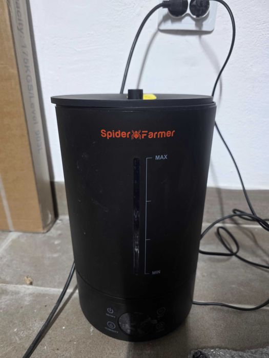 Umidificator cu ultrasunete inteligent Spider Farmer GGS cu higrometru
