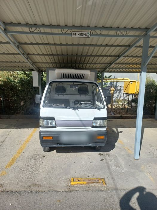 Labo mashinasi sotiladi