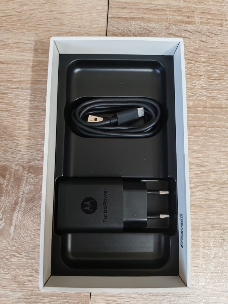 Motorola One 4/64 GB