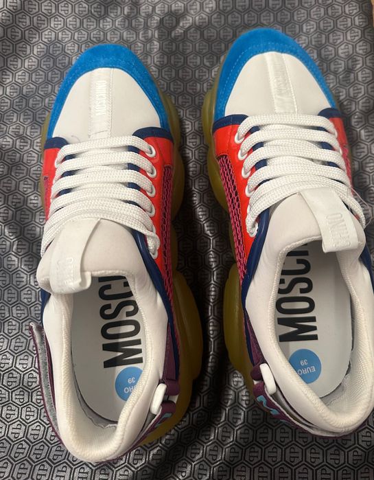Дамски оригинални маратонки  MOSCHINO