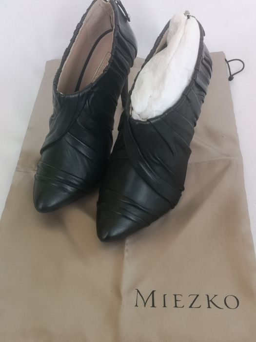 Miezko, нови боти естествена кожа, номер 35