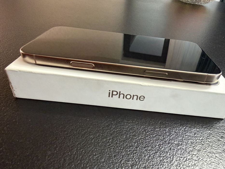 Iphone 16 pro max desert titanium