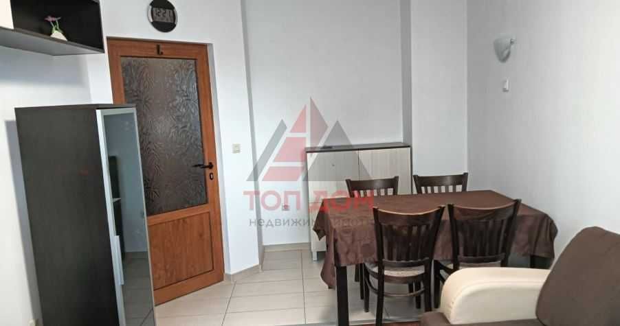 Дава се под наем Тристаен апартамент в Варна, Възраждане 1 - 70 кв.м за 459 € - Снимка #2