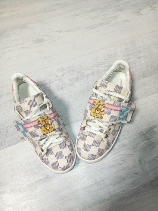 Pantofi Louis Vuitton