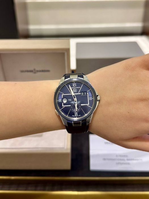Ulysse Nardin Classic Dual Time 42 mm