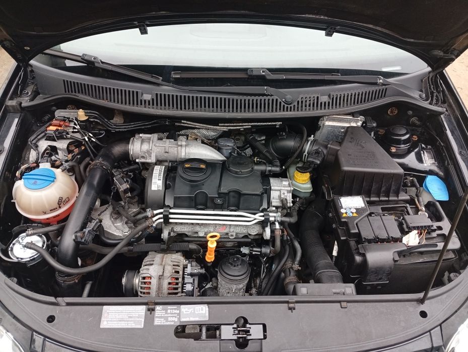 Vând  wv polo 14 tdi