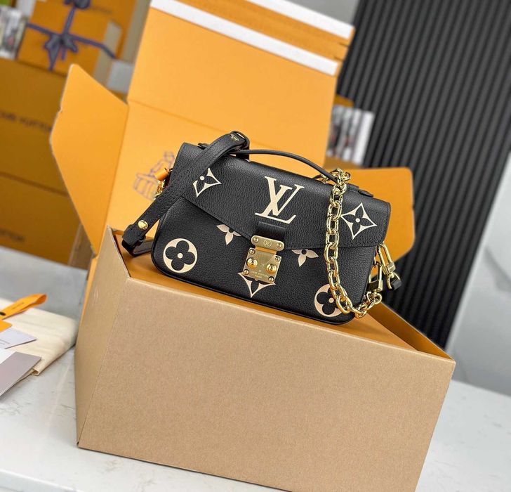 Geanta LV Louis Vuitton Metis East West 21 cm negru, tip Premium