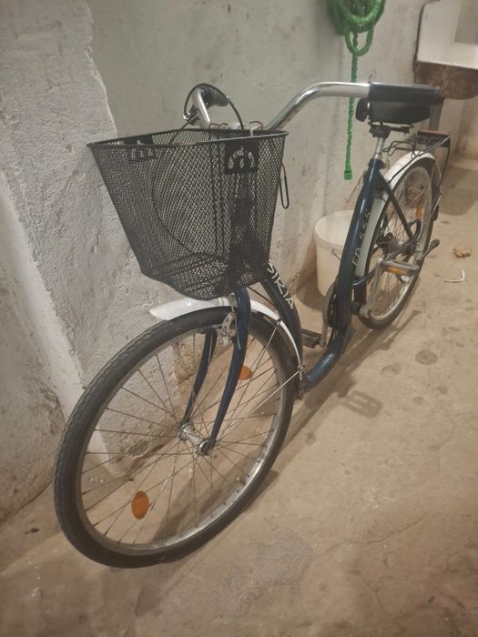 Vând bicicleta dama