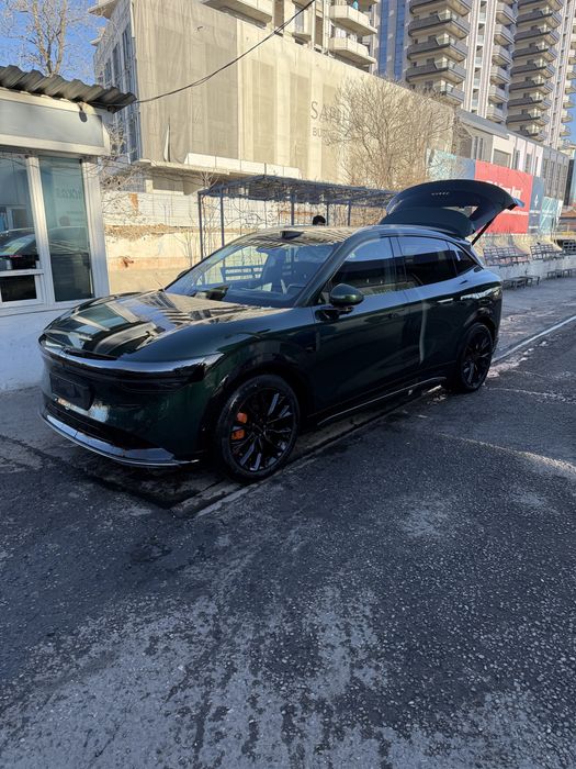 Zeekr 7x full awd 100kw 705km