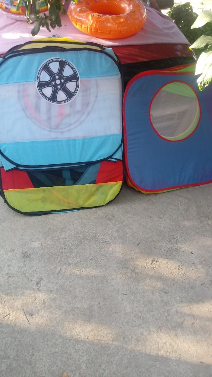Игровые палатки и мячи для детей