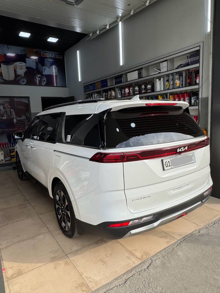 Kia Carnival Full 2023