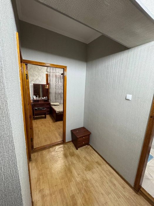 Продаётся 1 комнатная Цум