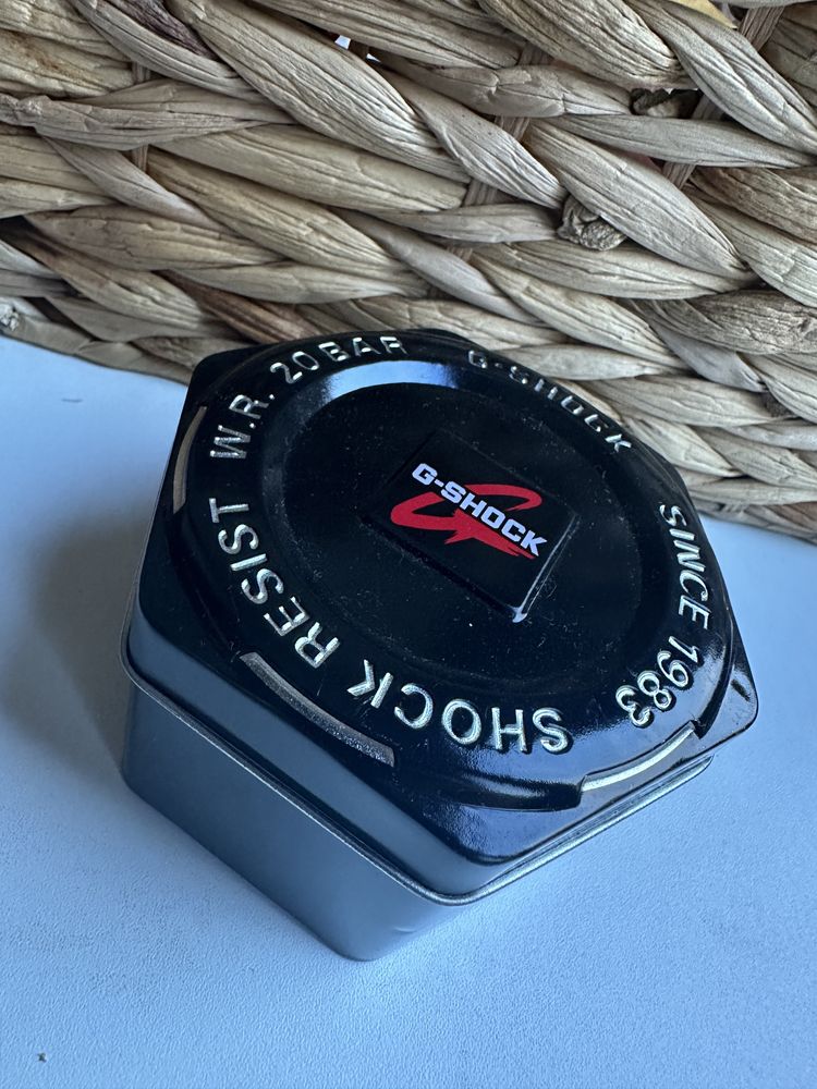 Часовник G-Shock