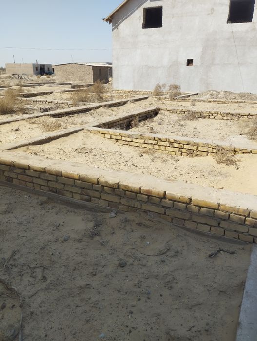 Қурилиши туганланмаган уй