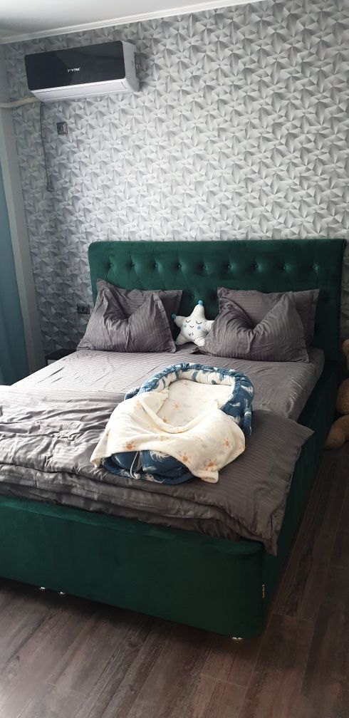 Apartament 2 camere semidecomandat Galați, Micro 17, etaj 2.