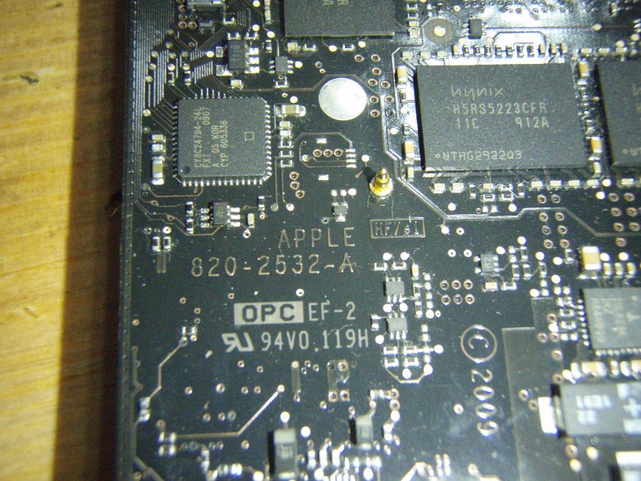 Dezmembrez Macbook Pro 15, Late 2008 proc Core 2 Duo 2.4Ghz P8600