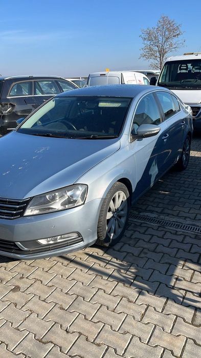 Dezmembram Volkswagen Passat B7 2.0TDI din 2013