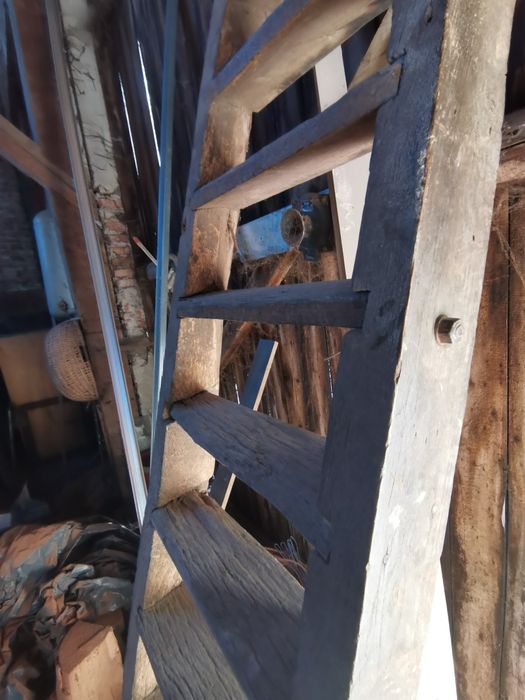 Scara lemn masiv veche stejar